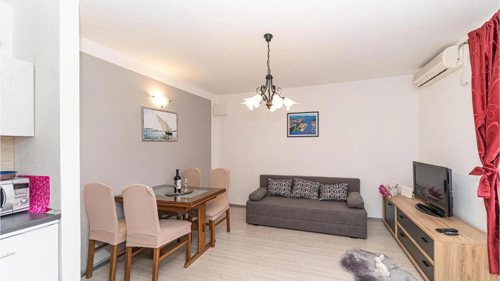 1 Bedroom Cozy Apartment In Trogir